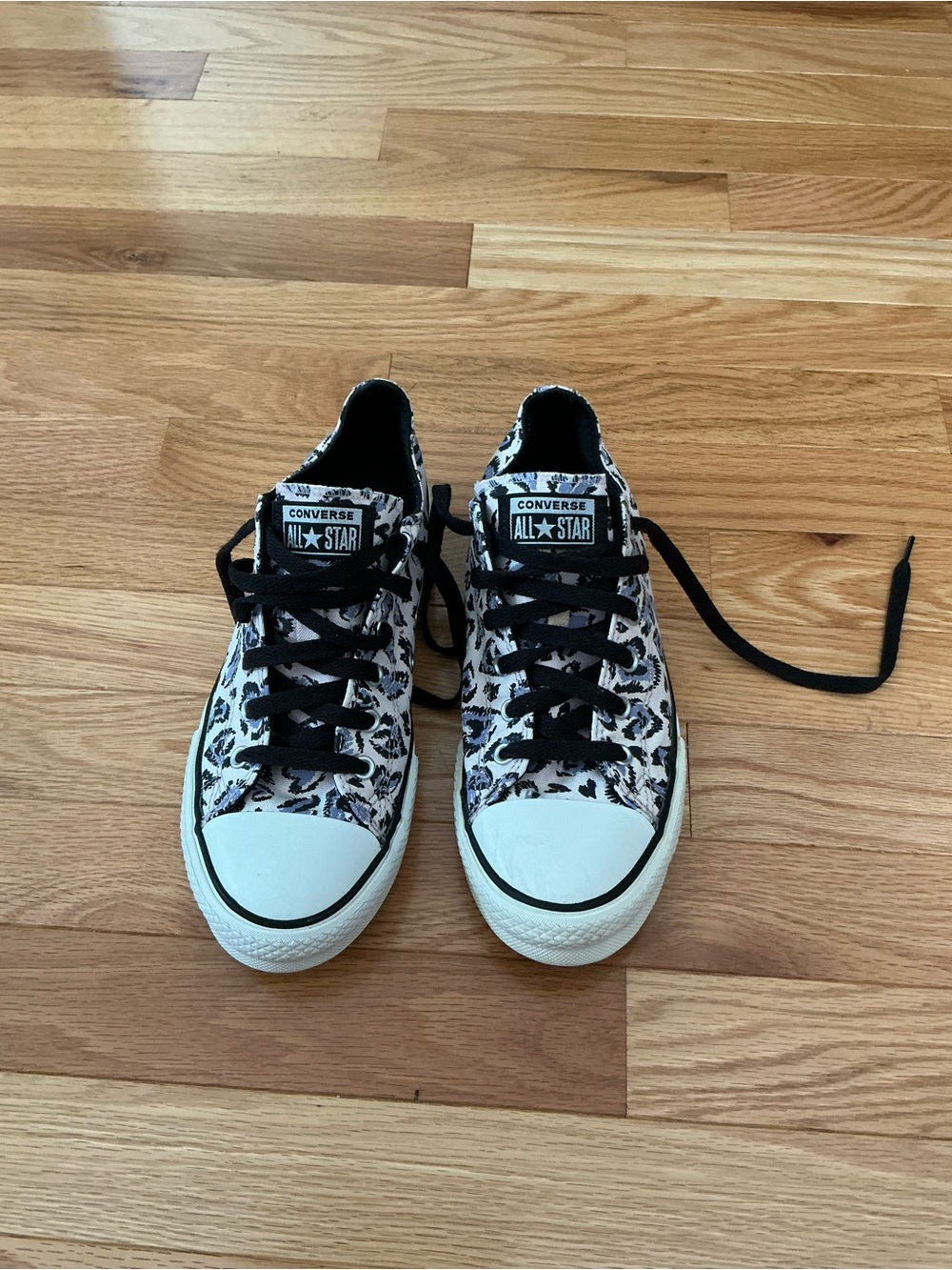 Converse Low Top Sneakers - Black & White Leopard